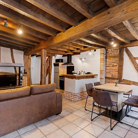 Les Chambres Tonics Montrevel-en-Bresse ภายนอก รูปภาพ