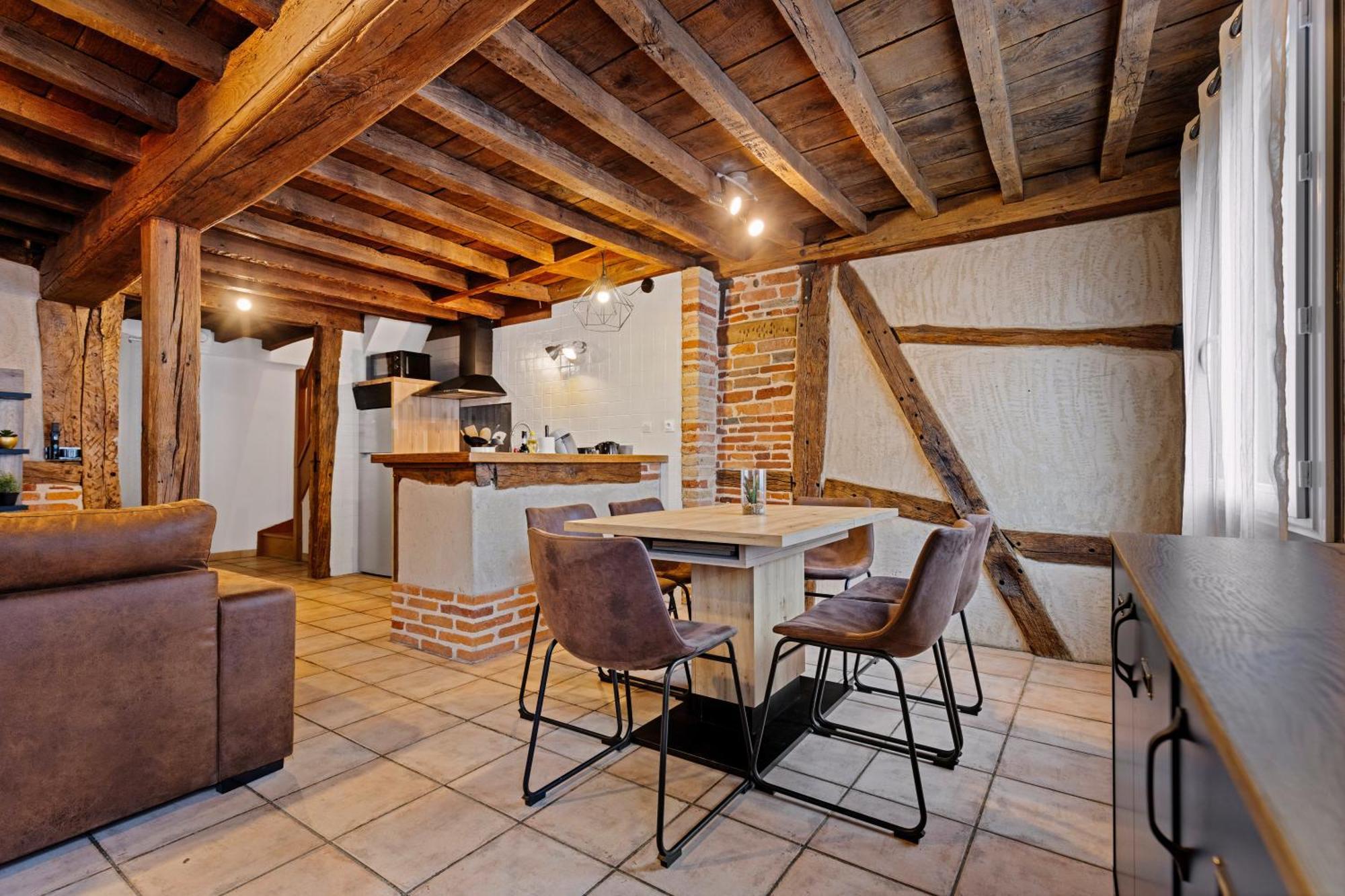 Les Chambres Tonics Montrevel-en-Bresse ภายนอก รูปภาพ