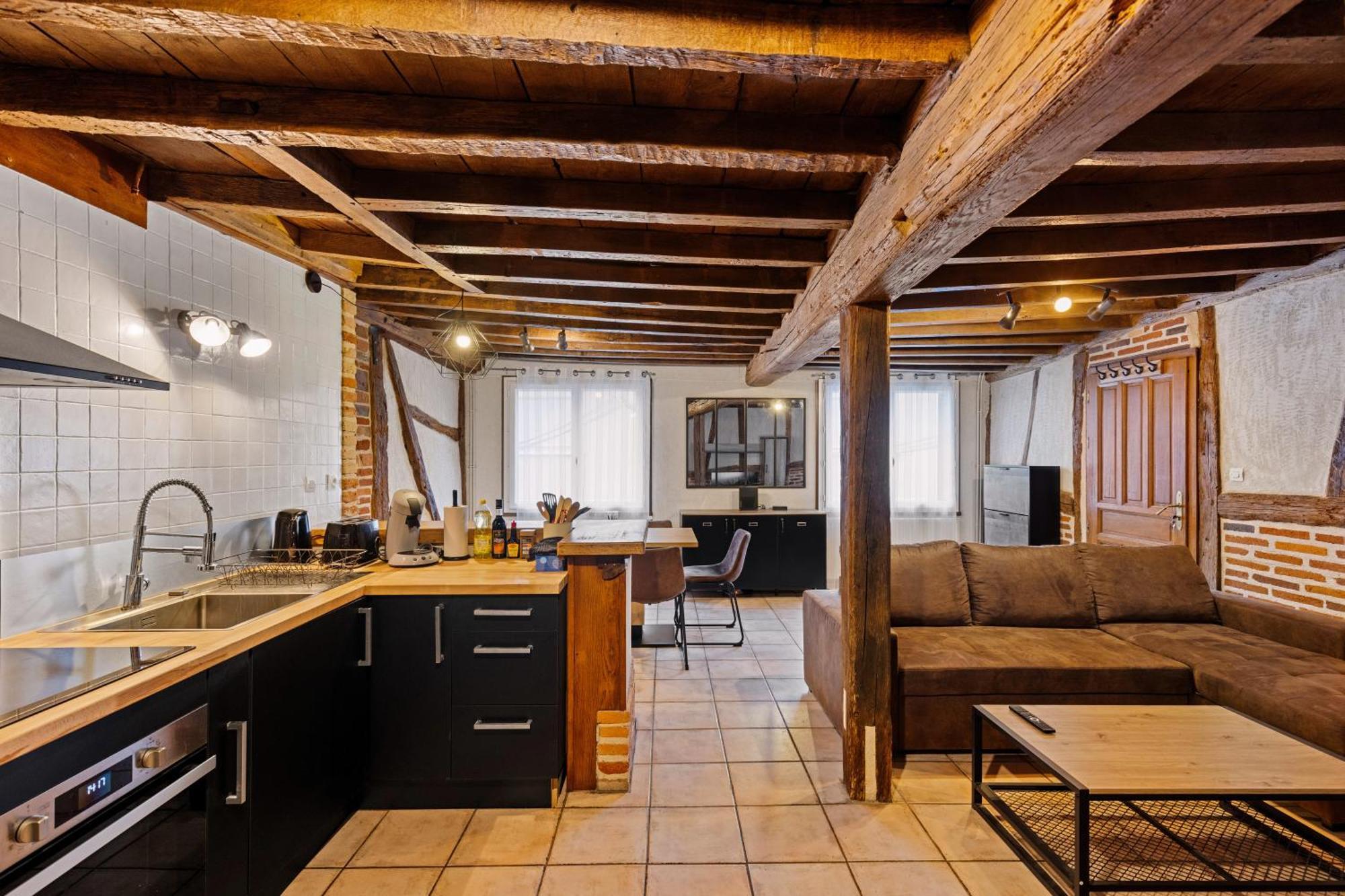 Les Chambres Tonics Montrevel-en-Bresse ภายนอก รูปภาพ