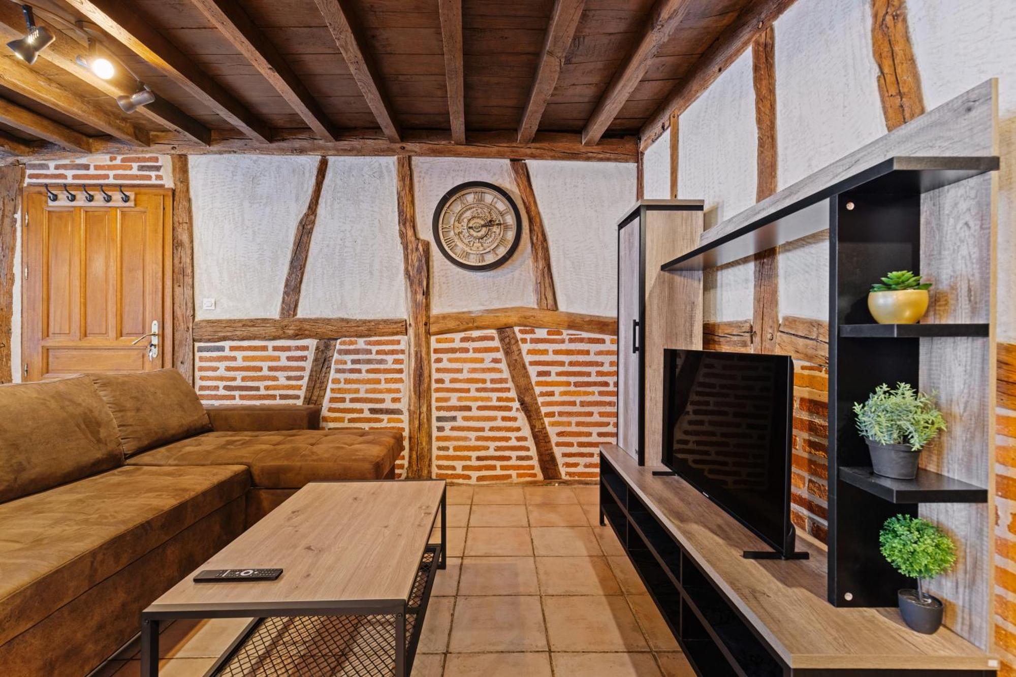 Les Chambres Tonics Montrevel-en-Bresse ภายนอก รูปภาพ