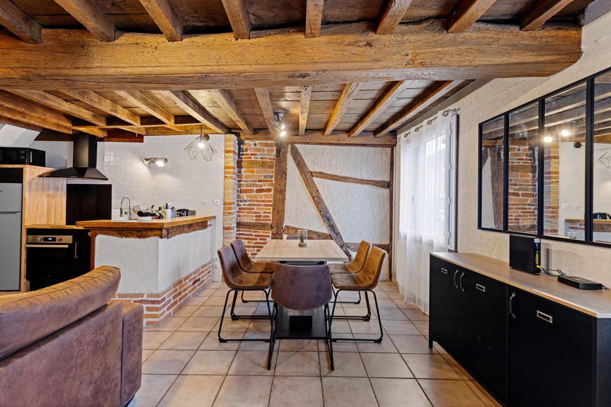 Les Chambres Tonics Montrevel-en-Bresse ภายนอก รูปภาพ